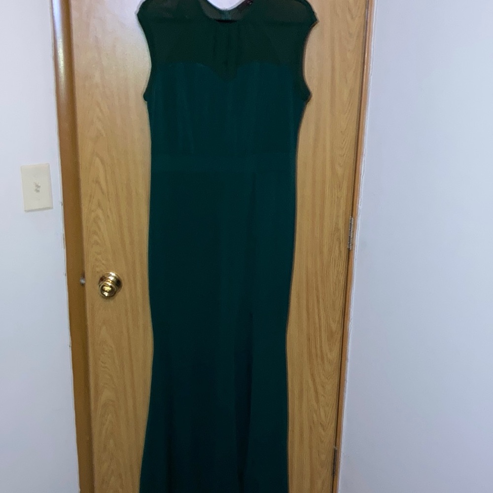 Viwenni mesh neck cap sleeve evening gown with leg slit